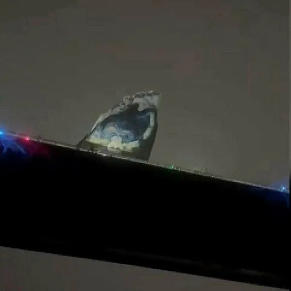 15-temmuz-sehitler-koprusune-baskan-recep-tayyip-erdoganin-posteri-asildi-1685326687630.jpeg 15 Temmuz Şehitler Köprüsü’ne Başkan Recep Tayyip Erdoğan’ın posteri asıldı-1