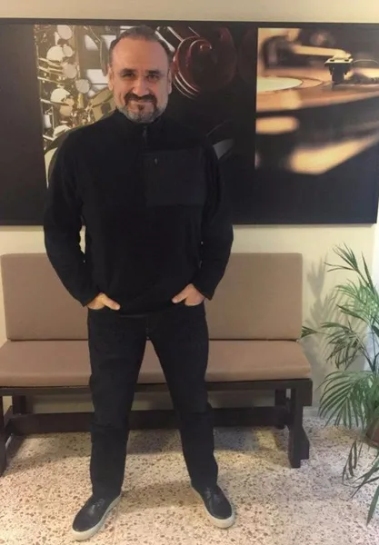 Hakan Aysev 6. kez evlendi (Hakan Aysev kimdir?)-9