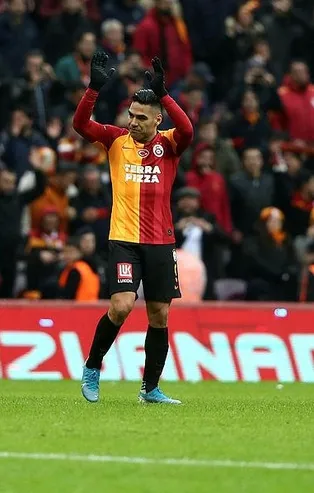 Falcao'dan flaş sakatlık açıklaması!