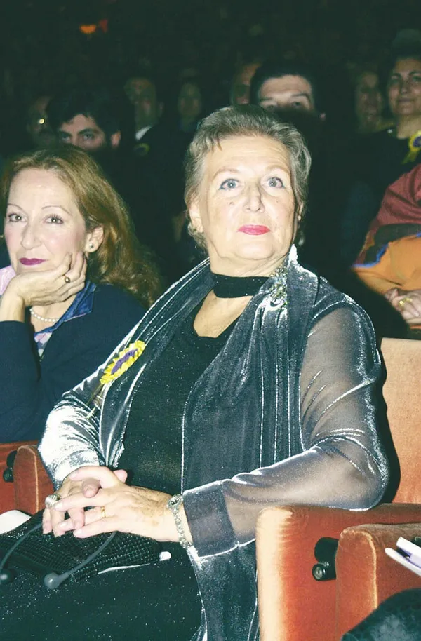 gunun-en-ilginc-haberi-uzayli-vakif-kocami-caldi-2-milyon-liralik-bosanma-davasi-acti-1634106251832.jpg Günün en ilginç haberi: Uzaylı vakıf kocamı çaldı! 2 milyon liralık boşanma davası açtı-10
