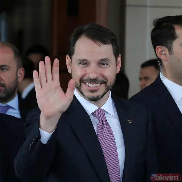 Aylar sonra Türkiye'ye dönen Hakan Atilla'nın karşılanmasında duygu dolu anlar yaşandı - 40