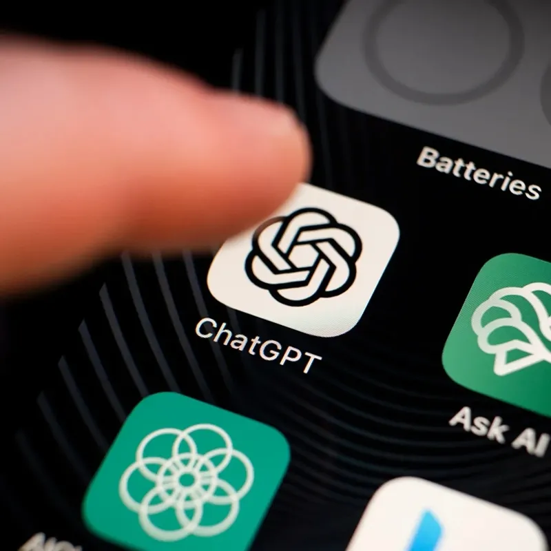 bir-yapay-zeka-skandali-chatgbt-turklere-kufur-edip-irkcilik-mi-yapti-takvimcomtr-bizzat-sordu-verdigi-yanit-d-1707292597420.jpeg ChatGPT Türklere küfür edip ırkçılık mı yaptı? Bir yapay zeka skandalı! TAKVİM bizzat sordu verdiği yanıt daha trajik: "Etkisi olabilir..."-3