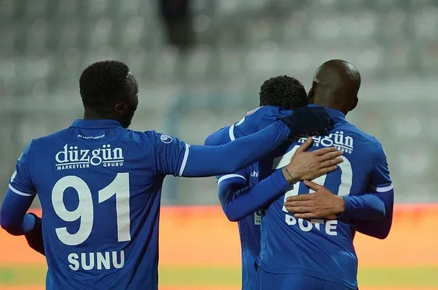 Erzurumspor, Bursa'ya geçit vermedi! Erzurumspor 4-2 Bursaspor (MAÇ SONUCU)