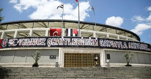 15 Temmuz şehitleri için özel pankart