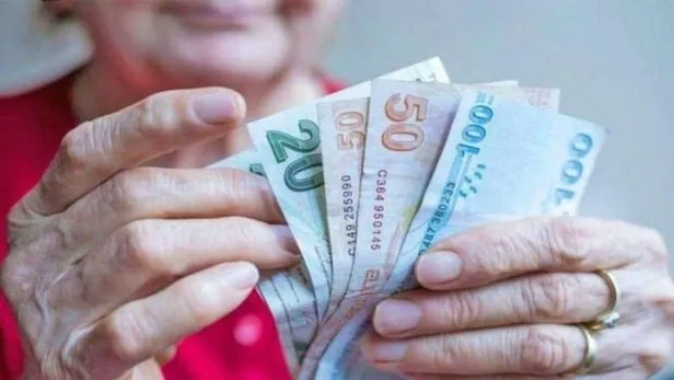 emekli-ve-memur-zammi-aciklandi-mi-ne-kadar-oldu-emekli-ve-memurlara-zamli-maaslar-ne-zaman-yatacak-iste-hesaplara-yatacagi-tarih-1641108137801.jpg Emekli ve memurlara zamlı maaşlar ne zaman yatacak? Emekli ve memur zammı açıklandı mı, ne kadar oldu? İşte hesaplara yatacağı tarih...-3