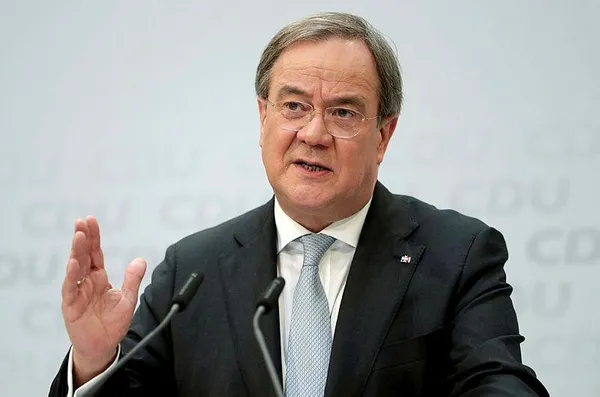 son-dakika-baskan-recep-tayyip-erdogan-armin-laschet-ile-gorustu-1612025442985.jpeg Son dakika: Başkan Recep Tayyip Erdoğan, Armin Laschet ile görüştü-4