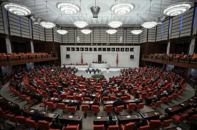 Son dakika: HDP'li vekillerin 30 yeni dokunulmazlık dosyası Meclis'te!