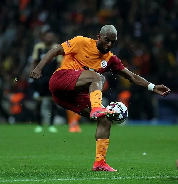 ryan-babelden-galatasaraya-agir-gonderme-galatasarayin-vizyonu-yok-1664230492315.jpeg Ryan Babel’den Galatasaray’a ağır gönderme: Galatasaray’ın vizyonu yok-5