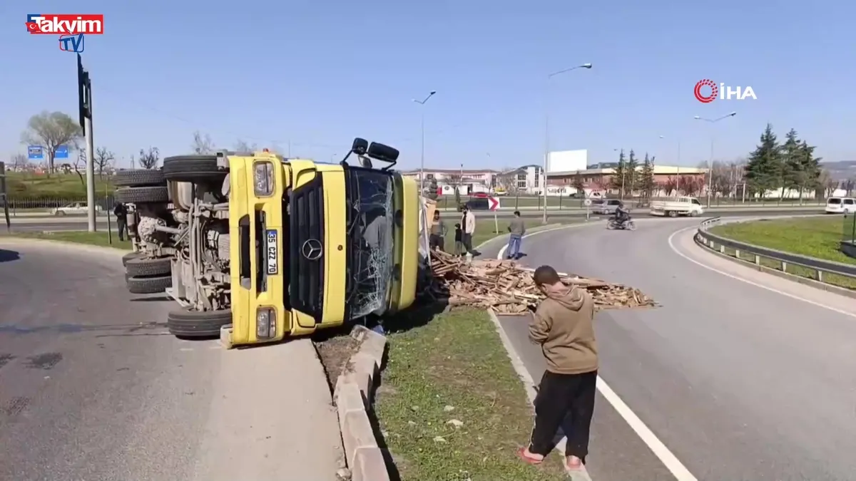 Kontrolden çıkan kamyon devrildi: 1 yaralı