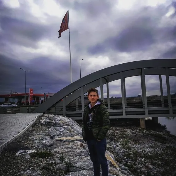 1667906439822.jpeg 2 öğrencinin öldüğü kazaya karışan kamyonet sürücüsü teslim oldu-5