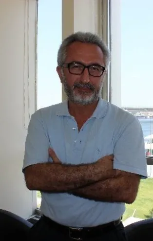 Ali Babacan ve İngiliz ekolünden gelen Prof. Dr. Mehmet Hasan Eken CHP'deki görevinden istifa etti