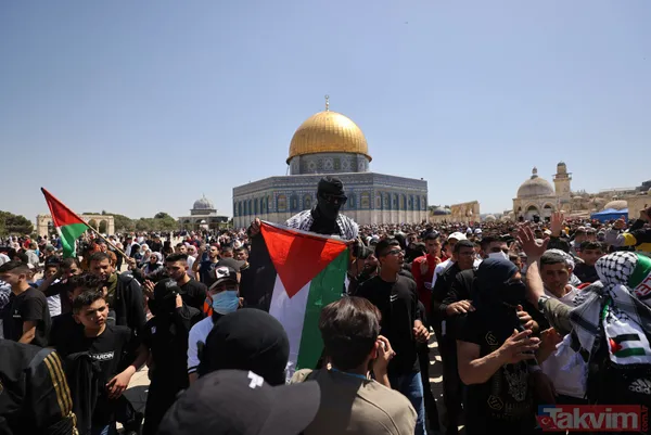 İsrail'in baskın düzenlediği Mescid-i Aksa'da 60 bin kişi cuma namazı kıldı! - 15