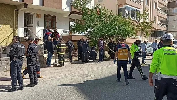 Kırşehir'den 3 yaşındaki Kerzi Nur Kablan yangında hayatını kaybetti! 2 çocuğunu balkondan atarak alevlerden kurtaran anne yoğun bakımda-3