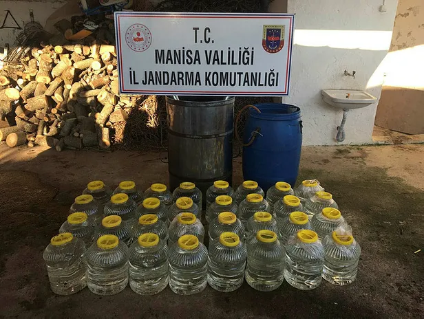 Jandarmadan yılbaşı operasyonu! Binlerce litre sahte içkiyi toprağa gömmüşler!-1