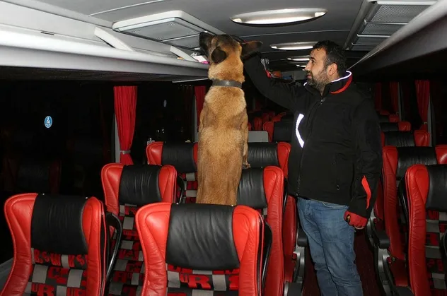 Yolcu otobüsünde uyuşturucu ele geçirildi