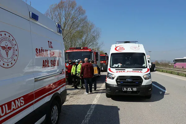 1618306053710.jpg Kontrolden çıktı tarlaya uçtu! İtfaiye ekipleri kurtardı-1