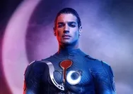 Yerli ve milli süper kahraman AKINCI! Spiderman, Ninja Turtles, Kaptan Amerika ve Supermane tur bindirdi...