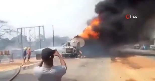 Nijerya'da akaryakıt tankeri patladı: En az 70 kişi hayatını kaybetti