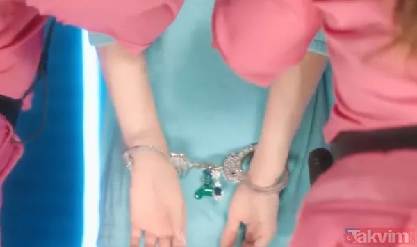 Gülşen cezaevine girdi! Parmaklıklar ardında ilk gecede sosyal medya o klibi konuştu! İmam Hatiplilere dil uzatmıştı: "Çekim yasası" - 12