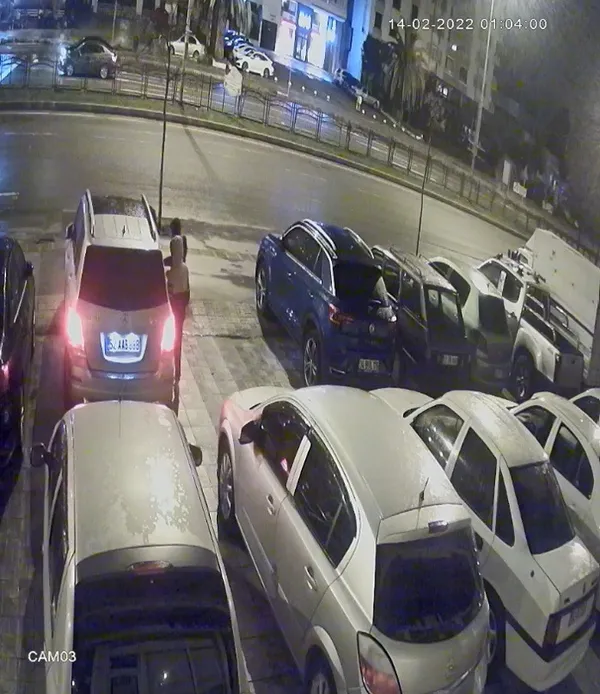 otomobil-calip-ordudan-istanbula-gelen-3-cocuktan-ikisi-simdi-de-cip-caldi-cocuklar-ilce-merkezinde-yakalandi-1644914270670.jpg Otomobil çalıp Ordu'dan İstanbul'a gelen 3 çocuktan ikisi şimdi de cip çaldı! Çocuklar ilçe merkezinde yakalandı-2