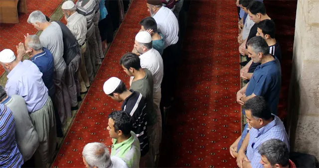 Kadir Gecesi zikirleri okunacak dua ve sureler - Kadir Gecesi ibadetleri çekilecek tesbihler ve zikirler-4