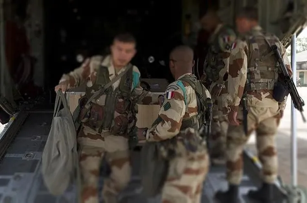 Koalisyondan terör ittifakı itirafı! Fransa-PKK/YPG iş birliği