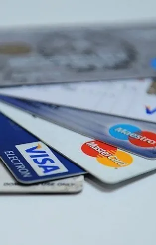 Bilim Kurulu üyesi kredi kartındaki tehlikeye dikkat çekti! Kredi kartından koronavirüs bulaşır mı?