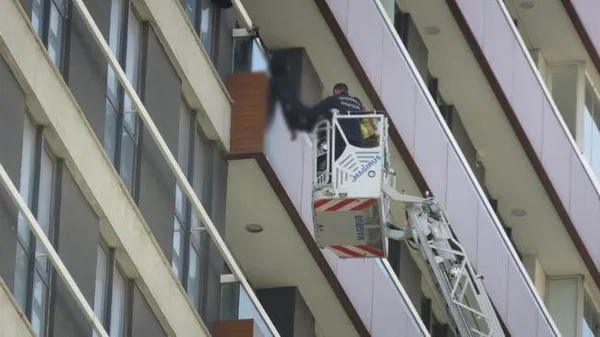 Ukrayna uyruklu Olena Tyhly Bayrampaşa'da balkon korkuluklarına asılı halde bulundu-2