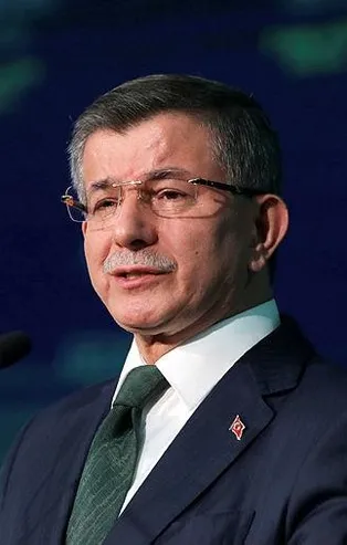 Davutoğlu 3,5 yıl önce ne söyledi bugün ne yaptı!