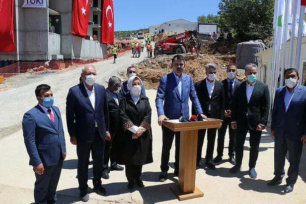 cevre-ve-sehircilik-bakani-hedefimiz-her-yil-300-bin-konutu-donusturmek-1590927243708.jpg Çevre ve Şehircilik Bakanı: Hedefimiz her yıl 300 bin konutu dönüştürmek-1