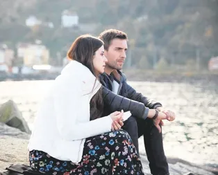 Başrollerini Ulaş Tuna Astepe, İrem Helvacıoğlu, Sinan Tuzcu ve Öykü Gürmanın paylaştığı Sen Anlat Karadeniz Meksika’da yayınlanacak