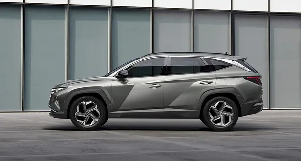 Toyota Corolla 180 bin TL ve Hyundai Tucson 140 bin TL düşürdü! Egea ve Clio fiyatına kapış kapış gidiyor!-5