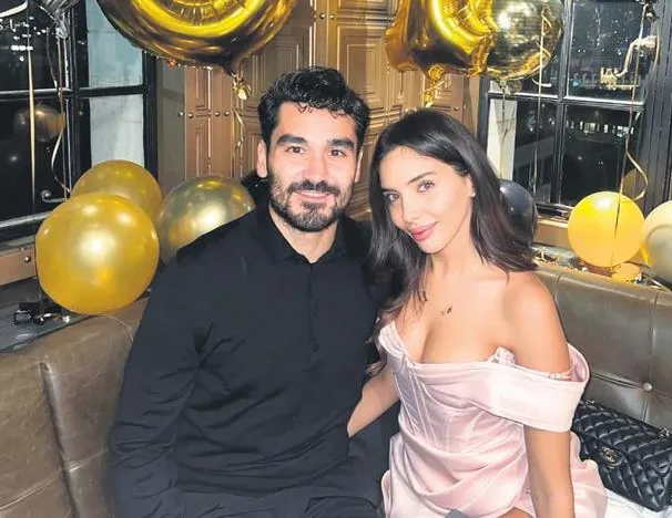 İlkay’ı Sara’n kutlama