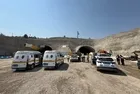 Gaziantep Dülük-OSB Tüneli'nde iskele esnedi: Betonu sabitleyen demirler işçileri sıkıştırdı, 1 işçi hayatını kaybetti