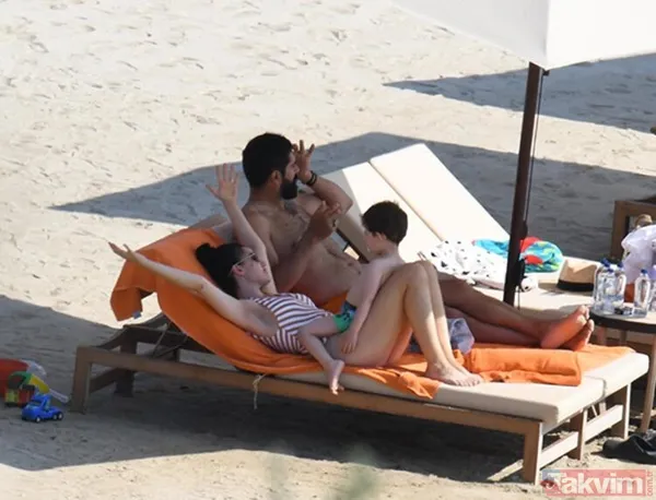 Fahriye Evcen ve Burak Özçivit denizde aşk tazeledi Fahriye düzgün fiziğiyle mest etti! Kuruluş Osman'ın yıldızı eşiyle... - 3