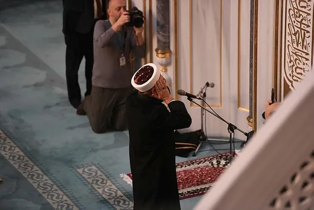 diyanet-isleri-baskani-ali-erbas-moskova-merkez-camisinde-cuma-namazi-kildirdi-1670598282356.jpeg Diyanet İşleri Başkanı Ali Erbaş, Moskova Merkez Camisi’nde cuma namazı kıldırdı-4