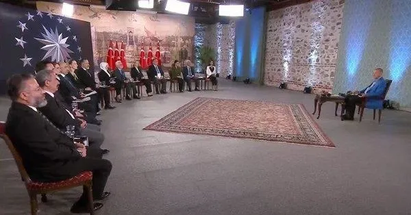 turkiye-sandik-basina-gidiyor-baskan-erdogandan-ortak-yayinda-kritik-aciklamalar-1683924876405.jpeg Başkan Erdoğan'dan tarihi seçim öncesi kritik açıklamalar! Bay Bay Kemal'e diplomasi dersi: "50+1 şartı değişebilir" mesajı-6