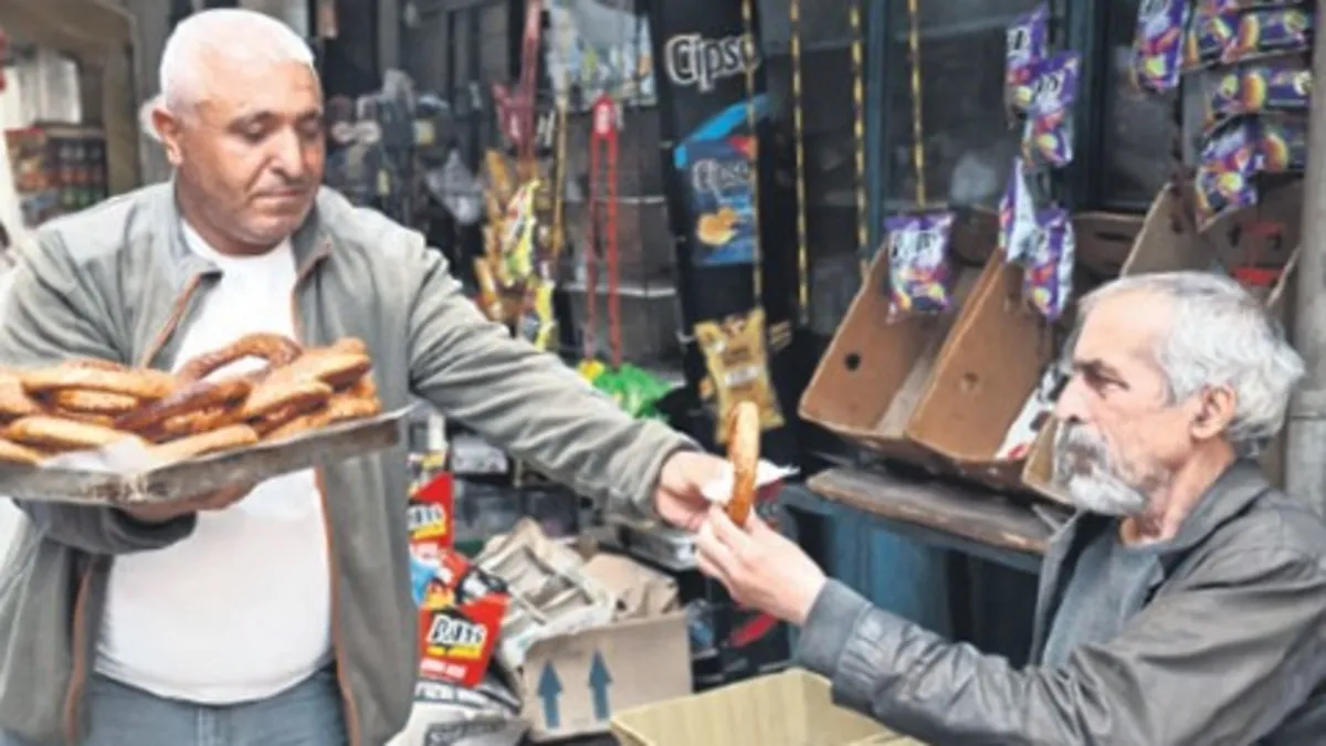 20 yıl simit sattı pes etmedi memur oldu