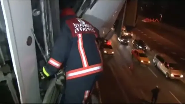 Üsküdar'da faciadan dönüldü