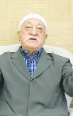 Talimatı veren de yöneten de Gülen