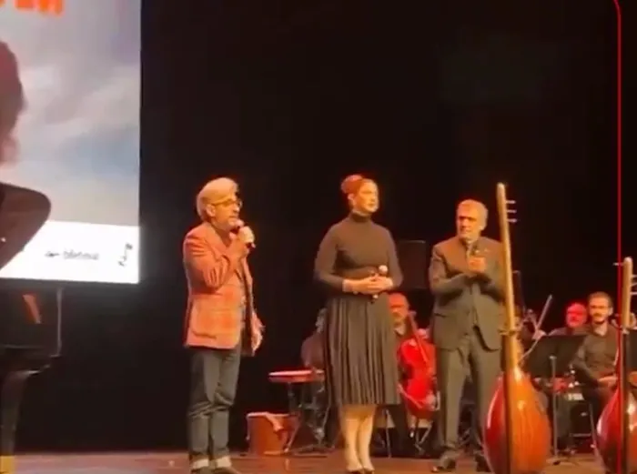 okan-bayulgenden-gazzeye-destek-mesaji-dunya-seyirci-kaliyor-1703106306587.jpeg Okan Bayülgen'den Gazze'ye destek mesajı: Dünya seyirci kalıyor!-2