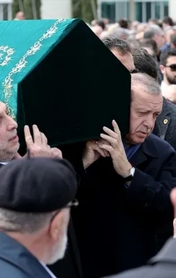 Erdoğan cenaze namazına katıldı
