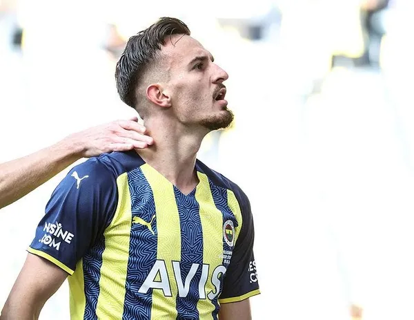 Fenerbahçe ileri 3'lüyü yine değiştiriyor! Valencia-Mesut-Berisha üçlüsü denendi-3