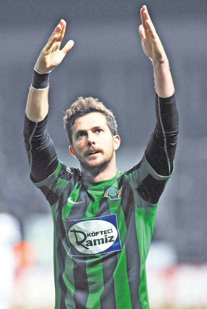 Lisetedeki tek isim Uğur değildi