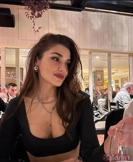 Hande Erçel Yaptığı Açıklamada, "1 Haftada 5 Kilo! O Sürede Sadece Sıvıyla Beslendim. Çorba Ve Su İle Yaşadım. Şu Anda Da Hâlâ Kilomu Korumaya Dikkat Ediyorum."...