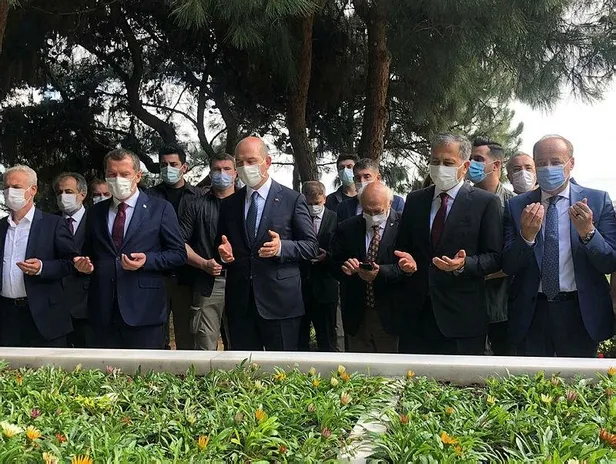 Son dakika: Merhum Başbakan Adnan Menderes mezarı başında anıldı-1