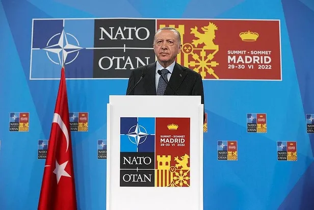 baskan-erdogan-nato-zirvesi-sonrasi-konustu-uclu-muhtira-zaferdir-1656606458931.jpeg