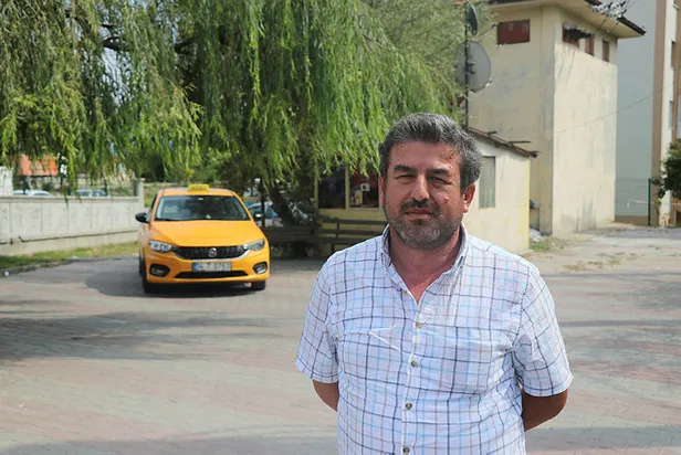 Taksisinin aynasını kıran kadını tekme tokat döven şoför kendisini böyle savundu! "Kesinlikle kadına şiddet yoktur"-1