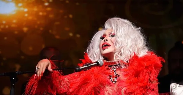 Bülent Ersoy'un trafikteki panik anı: Hayranından "Diva" atağı I "Ödümü patlattın"