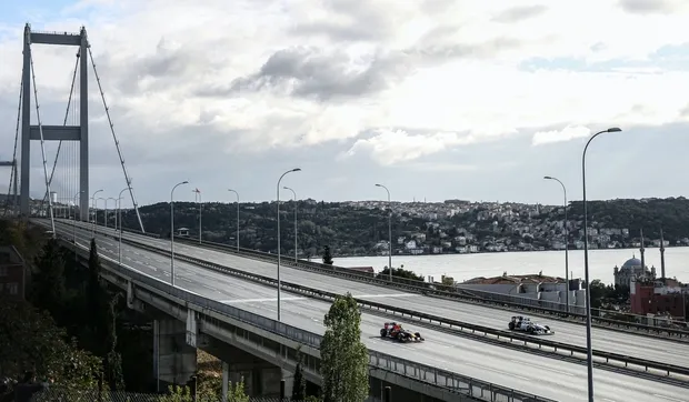 İstanbul GP öncesi dünyada bir ilk! Formula 1'de sıradaki durak 15 Temmuz Şehitler Köprüsü-5